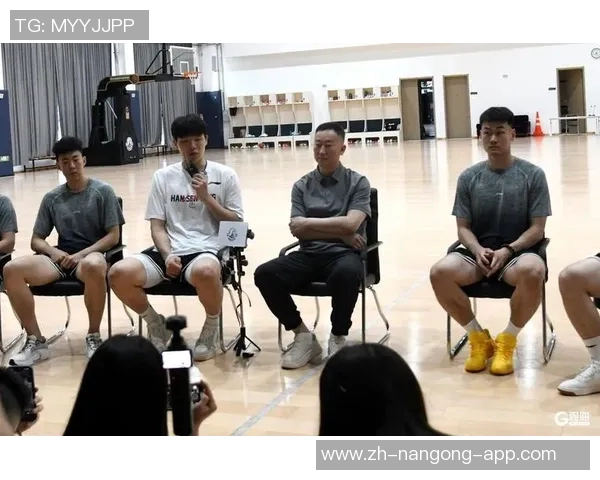 刘维伟重返赛场展现风采比赛结果不分胜负彰显体育精神