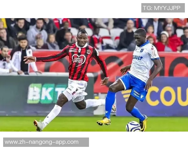 德岛漩涡与磐田的激烈对决展现足球魅力与团队精神的完美结合 德岛漩涡与磐田的激烈对决展现足球魅力与团队精神的完美结合